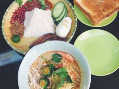-BOIBOI马来茶餐室(江宁路店)