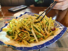 -亿诣蝎府炸酱面羊蝎子火锅(酷车小镇店)