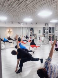 -WITCH （舞季）舞蹈工作室