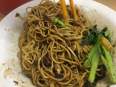 -颂记牛肉粉