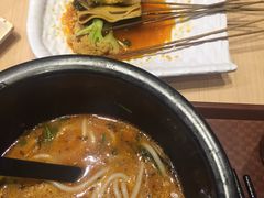 香辣双拼串-蒙自源米线大王(东站店)