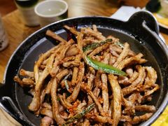 -青叶202都市餐厅(迪诺水镇店)