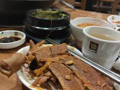 -喇喇排骨火锅·传统韩式脊骨汤(望京西园总店)