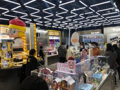 -泡泡玛特POPMART(合生汇店)