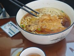 -百年老字号·观振兴蟹黄面·三虾面·苏式面(观前街富仁坊巷店)