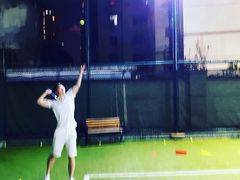 -快网网球俱乐部(长宁区金桥花园球场)