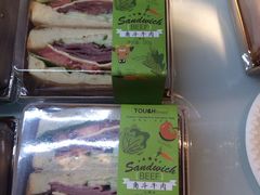 -TOUCH泰奇(奉贤宝龙城市广场店)