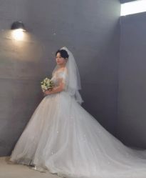 -城市花园婚纱摄影