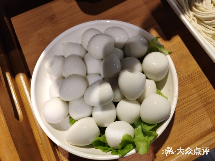根据地·重庆九宫格火锅(悦荟店)鹌鹑蛋图片