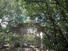 -灵岩山风景区