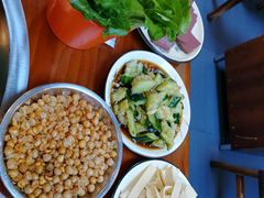 -曹丞相·地锅鸡·地锅鱼(武林店)