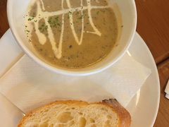 招牌奶油蘑菇汤-UPPER KITCHEN(延安路店)