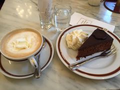 -Cafe Sacher(WIEN)