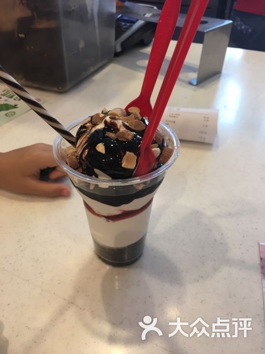 dq冰淇淋(南开大悦城店)巧克力芭菲图片 - 第30张