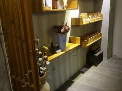 -泰·菩提树下[泰式按摩x精油SPAx肩颈头疗](新景店)