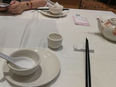 餐具摆设-稻香酒家·34年老字号·港式粤菜(汉街店)