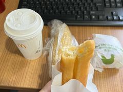 -麦当劳(长江西路得来速店)