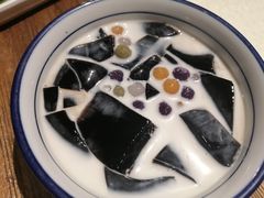 红豆烧仙草-十六蒲(桂林路店)