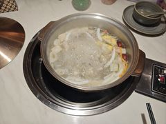 -喃喃椰·糟粕醋·椰子鸡火锅(七堡花园店)