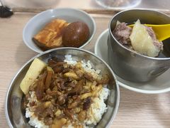 -金峰卤肉饭