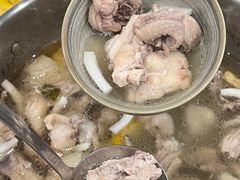 -喃喃椰·糟粕醋·椰子鸡火锅(七堡花园店)