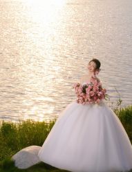 -喜爱高定婚纱摄影