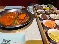 -麻辣英雄重庆火锅(二城广场店)
