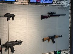 -都市枪神实弹射击俱乐部