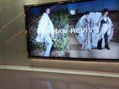 -URBAN REVIVO(济南领秀城贵和购物中心店)