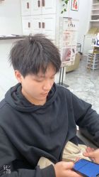 -V8潮牌·接发烫染连锁