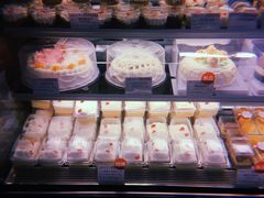 -红宝石·鲜奶小方·海派西点房(南丹店)