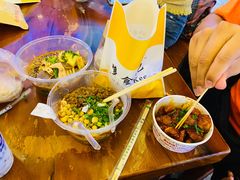 -八一路好吃街(雨田商务大厦店)