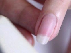-生活指亮美甲店