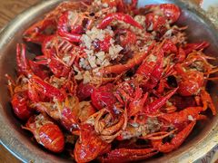 -琥珀老六龙虾(四里河店)