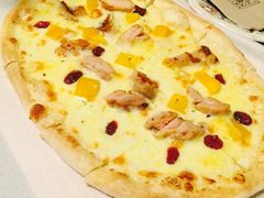 -I HOLIC艾豪丽披萨(KKone店)