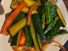 -亮亮面馆(经六路店)