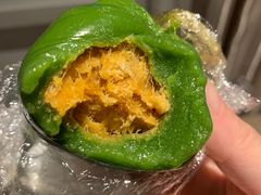 蛋黄肉松青团-许阿姨糕团店(南京总店)