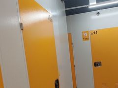 -安东易迷你自助仓储寄存仓库(杨浦店)