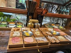 -银米·云南传统过桥米线(双廊黑金冠店)