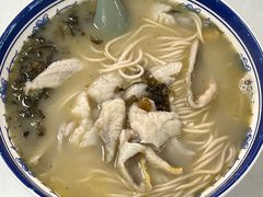 招牌黄鱼面-明呈黄鱼面馆(斜土路店)