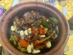 生啫牛舌-天宝食坊·啫啫煲大排档(西华路店)