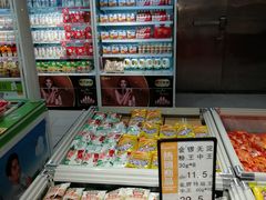 -家乐福(四元桥购物中心店)