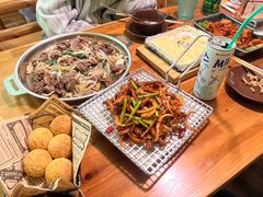 小木屋烤肉-恩你小木屋·韩式料理(假日广场店)