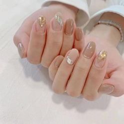 -悦指间美甲美睫