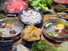 -呷哺呷哺(万达新世界店)