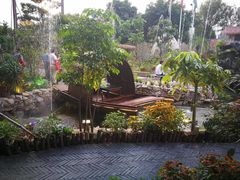 -花溪雨·森林餐厅(石基店)