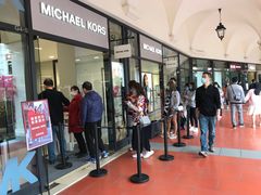 -佛罗伦萨小镇广佛名品奥特莱斯(疏港路店)