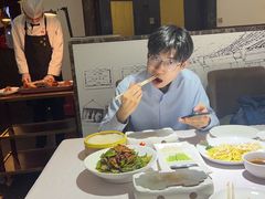 -鸭王烤鸭店(三里河店)