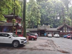 -凤栖山