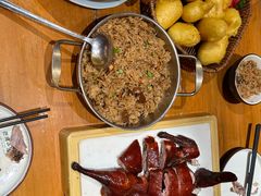 -老滇山寨•云南特色菜•地方菜•民族风情歌舞表演(金碧店)